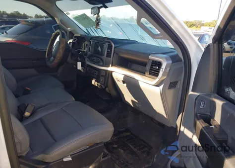 2023 Ford F-150 Xl z USA, uszkodzony, nr VIN 1FTMF1CP2PKG21706